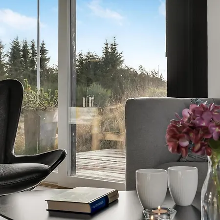 4 Bedroom Beautiful In * Блокхус