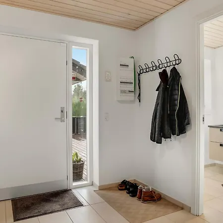 4 Bedroom Beautiful In