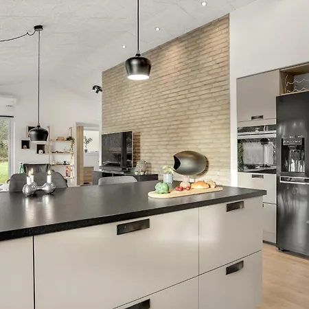 Дом отдыха 4 Bedroom Beautiful In Блокхус